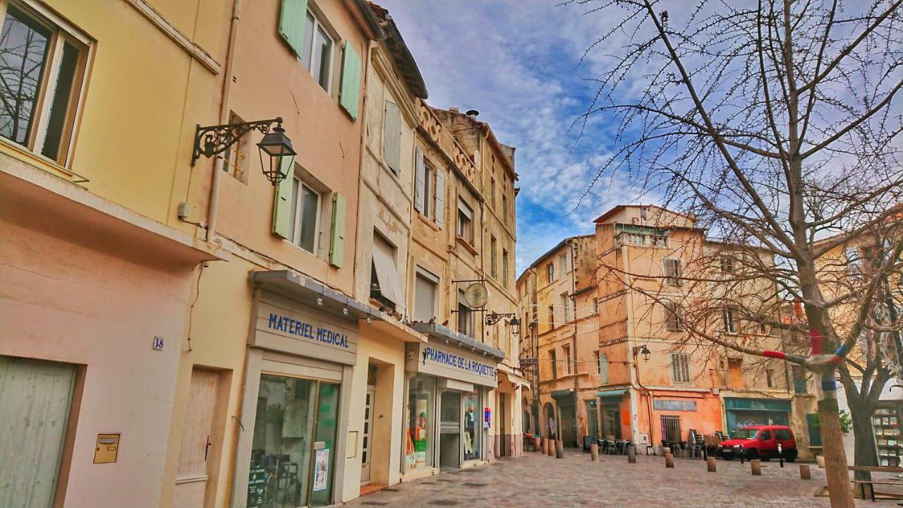 Place De La Roquette, Centre Historique 阿爾勒 外观 照片